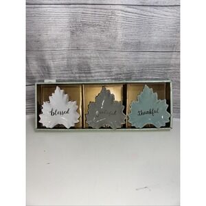 Wellesley Manor 3 Pc Harvest Decor Thankful‎ Blessed Grateful  Table-scape